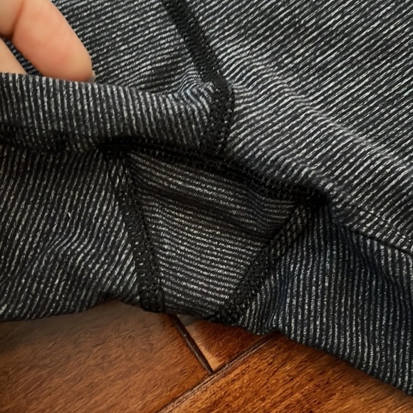 Women Lululemon Cropped Leggings Size 6 Gray - Picture 11 of 13